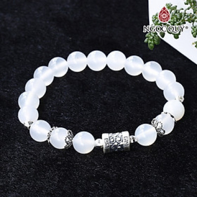 Vòng mã não trắng 8mm phối charm bạc lục tự bạc mệnh thủy kim - Ngọc Quý Gemstones