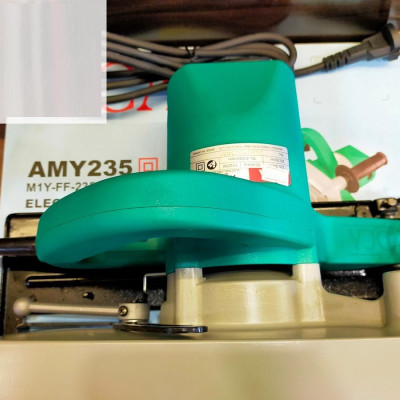 MÁY CƯA ĐĨA TRÒN 235MM 1520W DCA AMY235 - HÀNG CHÍNH HÃNG