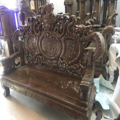 Bộ Bàn Ghế Nghê Đỉnh Rồng Phương Gỗ Mun Đuôi Công