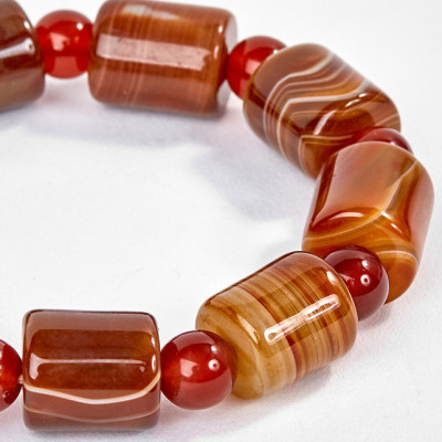 Vòng Mã Não Đỏ Đốt Tròn Ngọc Quý Gemstones