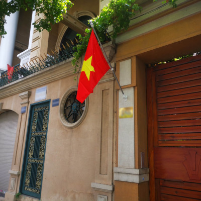 Giá Treo Cờ