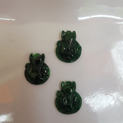 Mặt dây chuyền Hồ Ly xanh đậm bóng đẹp Size 19mmx Ngang 16mm x Sâu 4mm Chất liệu đá cẩm thạch tự nhiên xanh đậm nữ bọc vàng lên đeo đẹp sang ạ