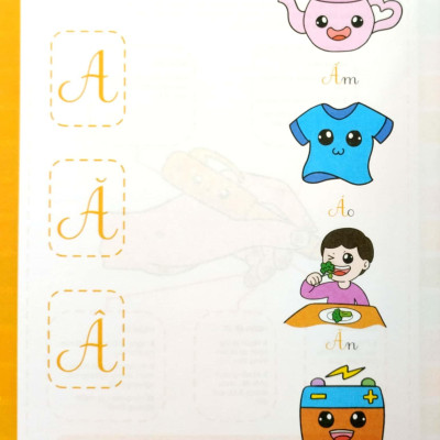 Hành Trang Cho Bé Vào Lớp 1 - Tập Tô Khéo - Luyện Viết Đẹp: Tập Tô Chữ In Hoa