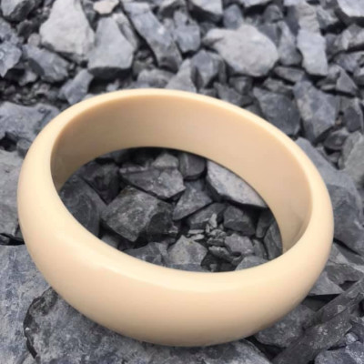 VÒNG TO LẮM TAY NAM GIẢ NGÀ HAY GỌI LÀ XƯƠNG MỸ NGHỆ BẢN TRƠN DẦY  VÒNG NI 72mm x CAO 22mm x DẦY 11mm  DÀNH CHO CÁC ANH NAM TAY LỚN 90kg-100kg ĐEO ĐẸP Ạ