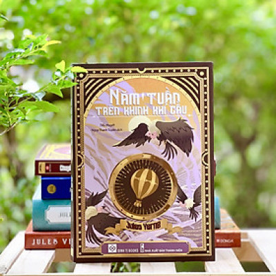 Sách - Năm Tuần Trên Khinh Khí Cầu - Bìa Mềm