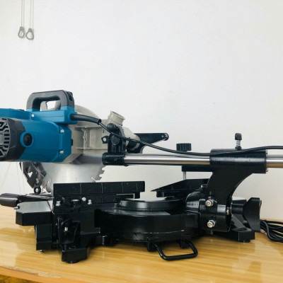 MÁY CẮT NHÔM THANH TRƯỢT CLASSIC CLA-1030 (2000W) - HÀNG CHÍNH HÃNG + TẶNG LƯỠI CẮT 255M + TẶNG BAO TAY INGCO HGVK05