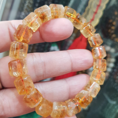 Vòng tay thạch anh Vàng khúc mới đẹp size hạt 9mm rất hợp nữ mệnh kim mệnh Thổ mệnh Thủy ạ