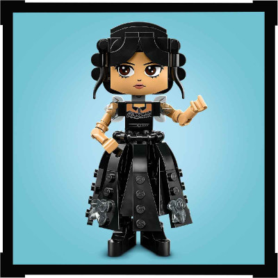 LEGO WEDNESDAY 76780 Đồ Chơi Lắp Ráp Nhân Vật Wednesday Addams (702 chi tiết)