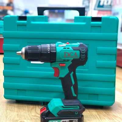 MÁY KHOAN BÚA KHÔNG CHỔI THAN DÙNG PIN 20V/4.0AHX2 (KÈM1 SẠC 2A, 2 PIN 4.0AH) DCA ADJZ2050IEM - HÀNG CHÍNH HÃNG