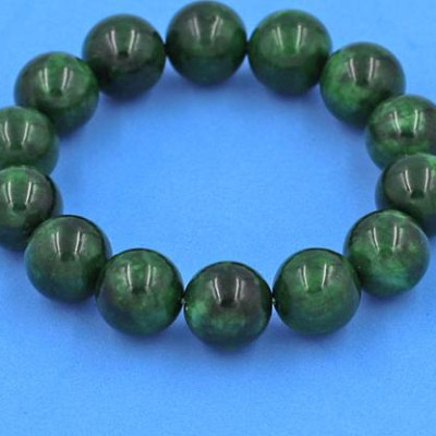 Vòng tay chuỗi hạt Cẩm Thạch Đông Ninh 14 ly 15 hạt