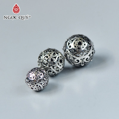 Charm bạc hình tròn hoa văn xỏ ngang - Ngọc Quý Gemstones
