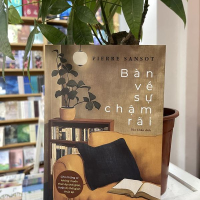 Sách - Bàn về sự chậm rãi (Nhã Nam HCM)