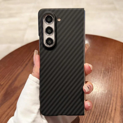 Ốp Lưng Sợi Carbon Cho Samsung Z Fold 7 / Z Fold 6, Z Fold 5 hiệu X-Level Nanofiber Chống Sốc Siêu Mỏng Chống Bám Vân Tay Bảo Vệ Camera - Hàng chính hãng