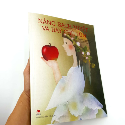 Truyện Cổ Thế Giới - Nàng Bạch Tuyết Và Bảy Chú Lùn