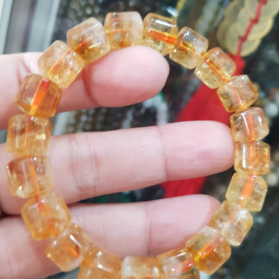 Vòng tay thạch anh Vàng khúc mới đẹp size hạt 9mm rất hợp nữ mệnh kim mệnh Thổ mệnh Thủy ạ