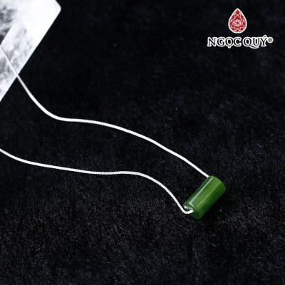Mặt dây chuyền lu thống ngọc bích tặng dây bạc mệnh hỏa mộc - Ngọc Quý Gemstones