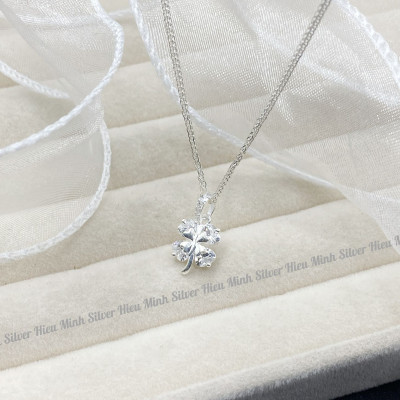 Dây Chuyền Bạc 925 Cỏ 4 Lá Đính Đá Bạc Hiểu Minh DMD543 