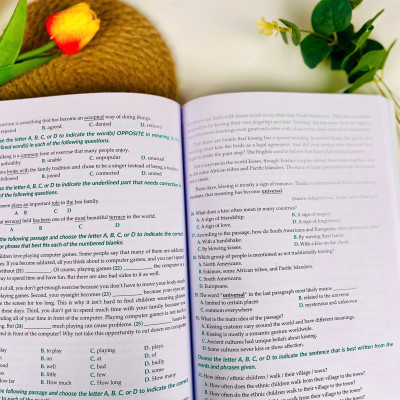 Sách - Trọng Tâm Kiến Thức Và Bài Tập Tiếng Anh 8 - Global succes - ndbooks