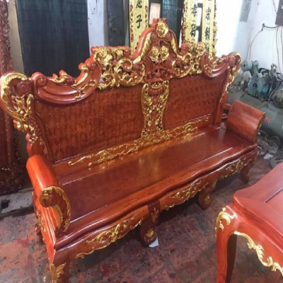 Bộ bàn ghế Louis Hoàng Gia gỗ Hương Đá dát Vàng
