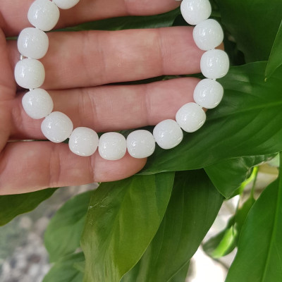 Vòng Tay Nữ Đá Ngọc Hoà Điền TRẮNG bầu Tự Nhiên Size 9li5 đẹp Màu Trắng sáng Nữ mệnh Kim Thủy Mang năng lượng tích cực may mắn tài lộc tốt công việc đeo đẹp xinh tay ạ