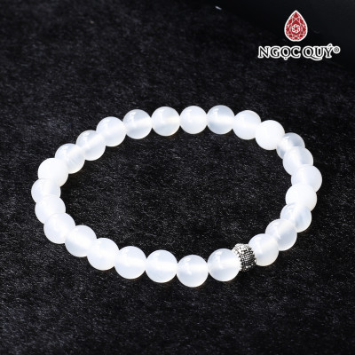 Vòng đá mã não trắng 6mm phối charm bạc mệnh thủy kim - Ngọc Quý Gemstones