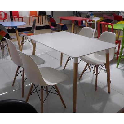 ( Chất Lượng ) Bộ bàn ăn 4 ghế eames