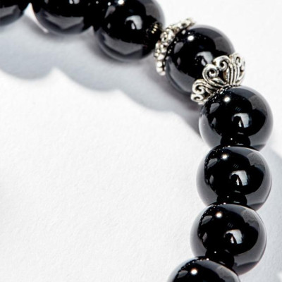 Vòng Tay Phong Thủy Đá Obsidian Phối Charm Cung Hoàng Đạo Sư Tử (8mm) Mệnh Thủy, Mộc Ngọc Quý Gemstones