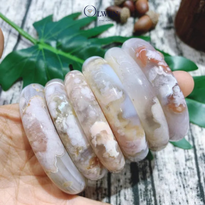 Vòng bảng hoa đào hot trend