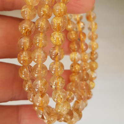  Vòng thạch anh tóc vàng tự nhiên trong bóng đẹp size hạt 5mm - 6mm các Chị em nữ đeo kiểu quấn 3 vòng tay màu vàng tươi sáng bóng chuẩn hợp nữ mệnh kim thổ  thủy đeo quyến rũ xinh đẹp trẻ trung may mắn đặc biệt tốt sức khỏe công việc tài lộc rẻ đẹp ạ