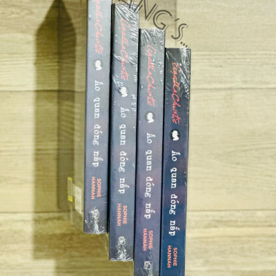 Áo quan đóng nắp - Agatha Christie