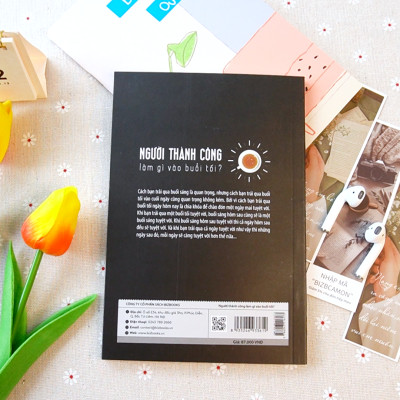 Bộ Sách Thói Quen Của Người Thành Công: Sự Khác Biệt Giữa Người Giàu và Nghèo, Người Thành Công Làm Gì Mỗi Ngày