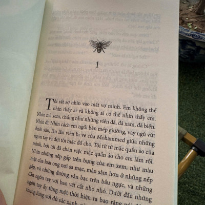 [Giải cứu sách hay, xả kho chống ế] NGƯỜI NUÔI ONG THÀNH ALEPPO -  Christy Lefteri  – Nhất Diệp dịch – Huy Hoàng Books