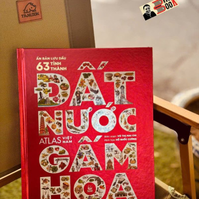 Combo 2 cuốn (Bìa cứng) CHUNG MỘT NGÔI NHÀ; ĐẤT NƯỚC GẤM HOA – ATLAS 54 DÂN TỘC VIỆT NAM – NXB Kim Đồng