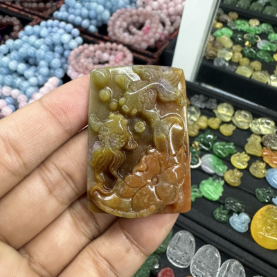 Mặt dây chuyền cá chép phong thủy đá ngọc băng tảo