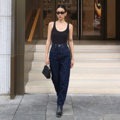 Quần Mom Jeans Lưng Cao Màu Indigo Aaa Jeans