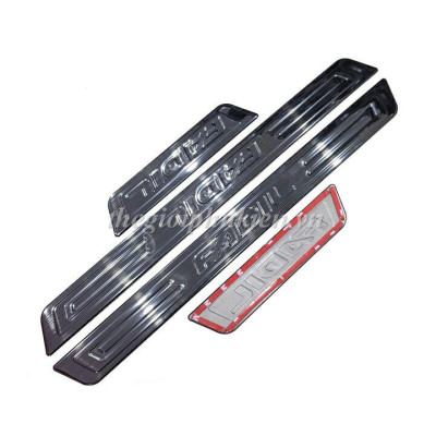 BỘ SẢN PHẨM Nẹp bước chân và ốp chống trầy cốp Vinfast Fadil - Mẫu Titan