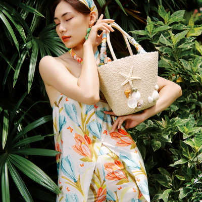 Đầm Bộ Cổ Yếm Tulips DRE230 thời trang thiết kế Hity