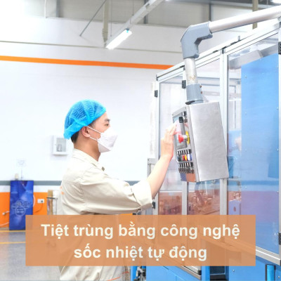 [Lố 6 gói ] Tăm bông vệ sinh người lớn YUMY thân nhựa [TB01-025] túi 200 que