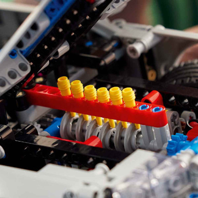 Đồ Chơi Lắp Ráp Xe Đua Nissan Skyline GT-R (R34) LEGO TECHNIC 42210 (1410 chi tiết)