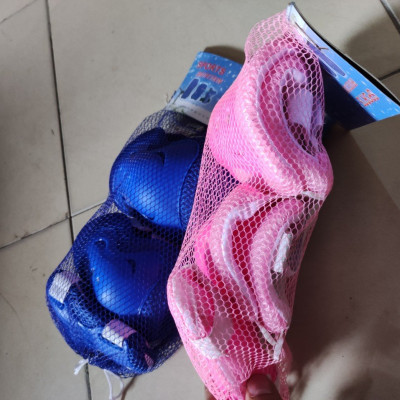 [3 MÀU] Bộ bảo hộ chơi patin, bảo vệ đi xe đạp, chơi thể thao BB Centosy