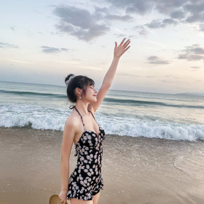 Bộ đồ bơi bikini nữ giấu bụng che nắng 1 mảnh đi tắm biển tôn dáng sang chảnh - B.02