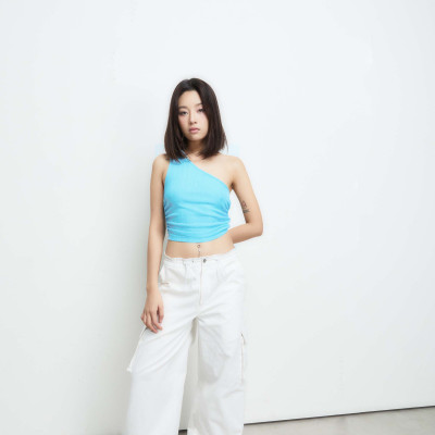 DOTTIE - Áo thun sát nách lệch vai T0653