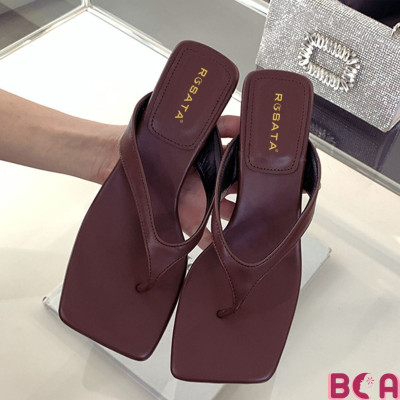 Dép Xỏ Ngón Nữ Thanh Lịch Cao 4p RO720 ROSATA Tại BCASHOP Thiết Kế Tinh Tế Giúp Nàng Thể Hiện Cá Tính Đặc Biệt