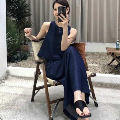 Set bộ linen nữ gồm áo sát nách và chân váy công sở dáng dài, bộ đồ công sở thanh lịch, đơn giản Bv12