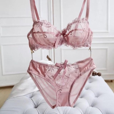 Bộ Đồ Lót Ren Có Gọng Không Đệm Siêu Mỏng ( Mã B33)