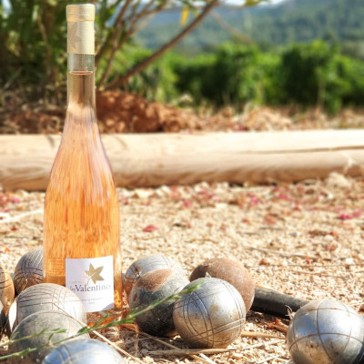 Rượu vang hồng Pháp Chateau les Valentines, Cotes de Provence