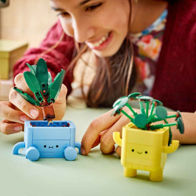 Đồ Chơi Lắp Ráp Chậu Cây Vui Vẻ LEGO BOTANICALS 10349 (217 chi tiết)