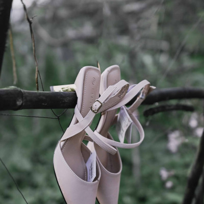 Giày bít cao gót Bitis nữ 6 cm