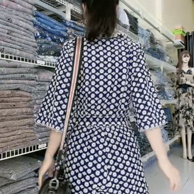 Jum đùi Myqlothing thêu sắc xảo trực tiếp trên chất liệu