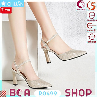 Giày cao gót nữ 7p RO499 ROSATA tại BCASHOP kiểu bít mũi màu vàng, quai sau gài ôm cổ chân, phủ lớp kim tuyến lấp lánh